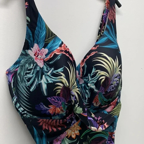 Terra and Sky Bathing Suit Black Floral One Piece Slimming Women's Plus Size 5X - Picture 8 of 13